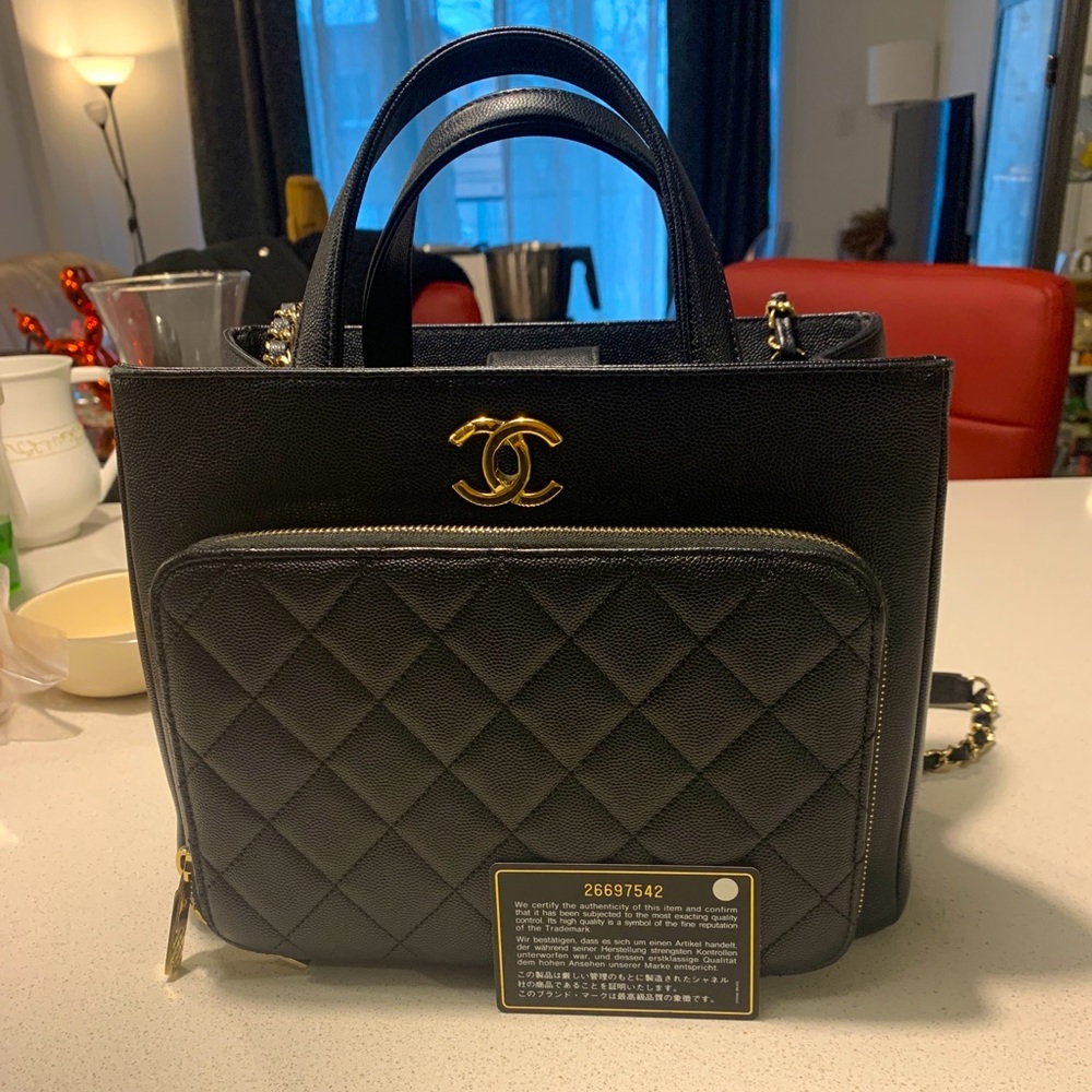 Chanel business affinity shopping bag